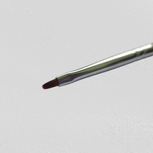 Load image into Gallery viewer, LUMINE PETAL BRUSH