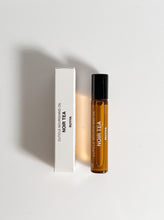 Load image into Gallery viewer, RUYIYA CUTICLE  NOURISHING OIL