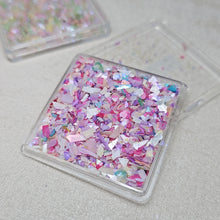 Load image into Gallery viewer, ASSORTED SHELL FLAKES (2 COLOUR VARIATIONS TOTAL)