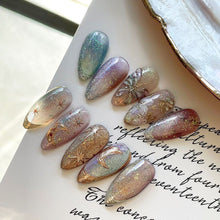 Load image into Gallery viewer, MIDDLE BY RUYIYA - LUXURY GLACIER CAT EYE GEL SET