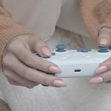 Load image into Gallery viewer, SCENA 012M CUDDLE