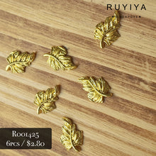 Load image into Gallery viewer, GOLD BIG LEAF CHARM R001425