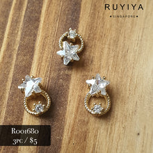 Load image into Gallery viewer, GOLD STAR RING CRYSTAL CHARM R001680