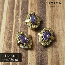 Load image into Gallery viewer, GOLD PROVENCE SOVEREIGN CRYSTAL CHARM R001686
