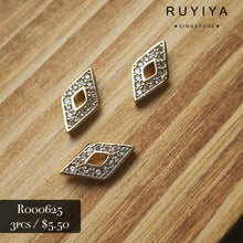 Load image into Gallery viewer, GOLD DUAL FRAME DIAMOND CHARM R000625