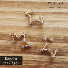 Load image into Gallery viewer, GOLD OPEN STAR CHARM R000691