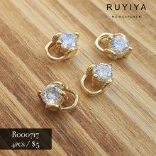 Load image into Gallery viewer, GOLD OVAL LOOP CRYSTAL CHARM R000717