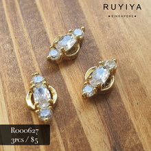 Load image into Gallery viewer, GOLD MUSICAL NOTE CRYSTAL CHARM R000727