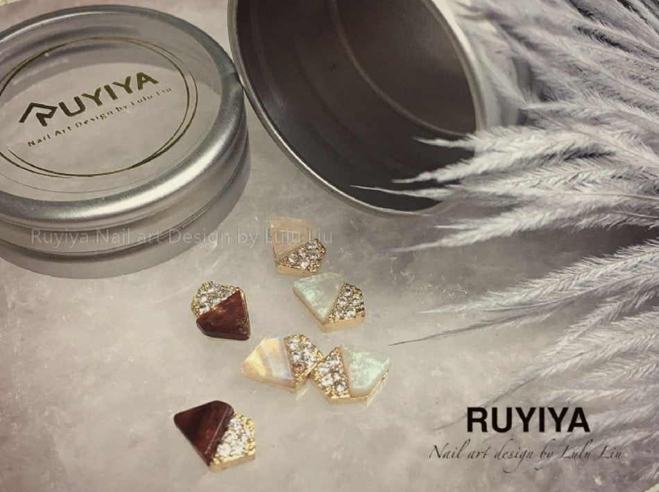 RUYIYA IRREGULAR SHELL CHARM MIX SET