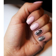 Load image into Gallery viewer, DIDIER STUDIOS - GRANDE DAME! #009