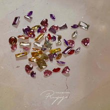 Load image into Gallery viewer, RUYIYA MINI CHATON CRYSTAL MIX
