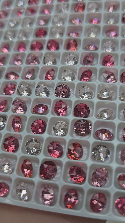 DAZZLING SHINE! ASSORTED 6MM CRYSTAL CHATONS (SWAROVSKI GRADE)