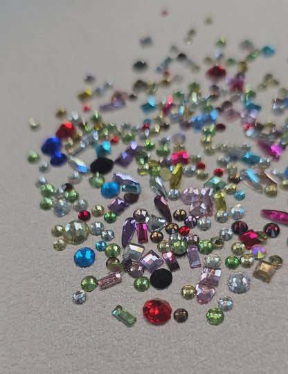 ULTIMATE FLATBACK CRYSTAL ASSORTMENT (COLOURS AND SHAPES!)