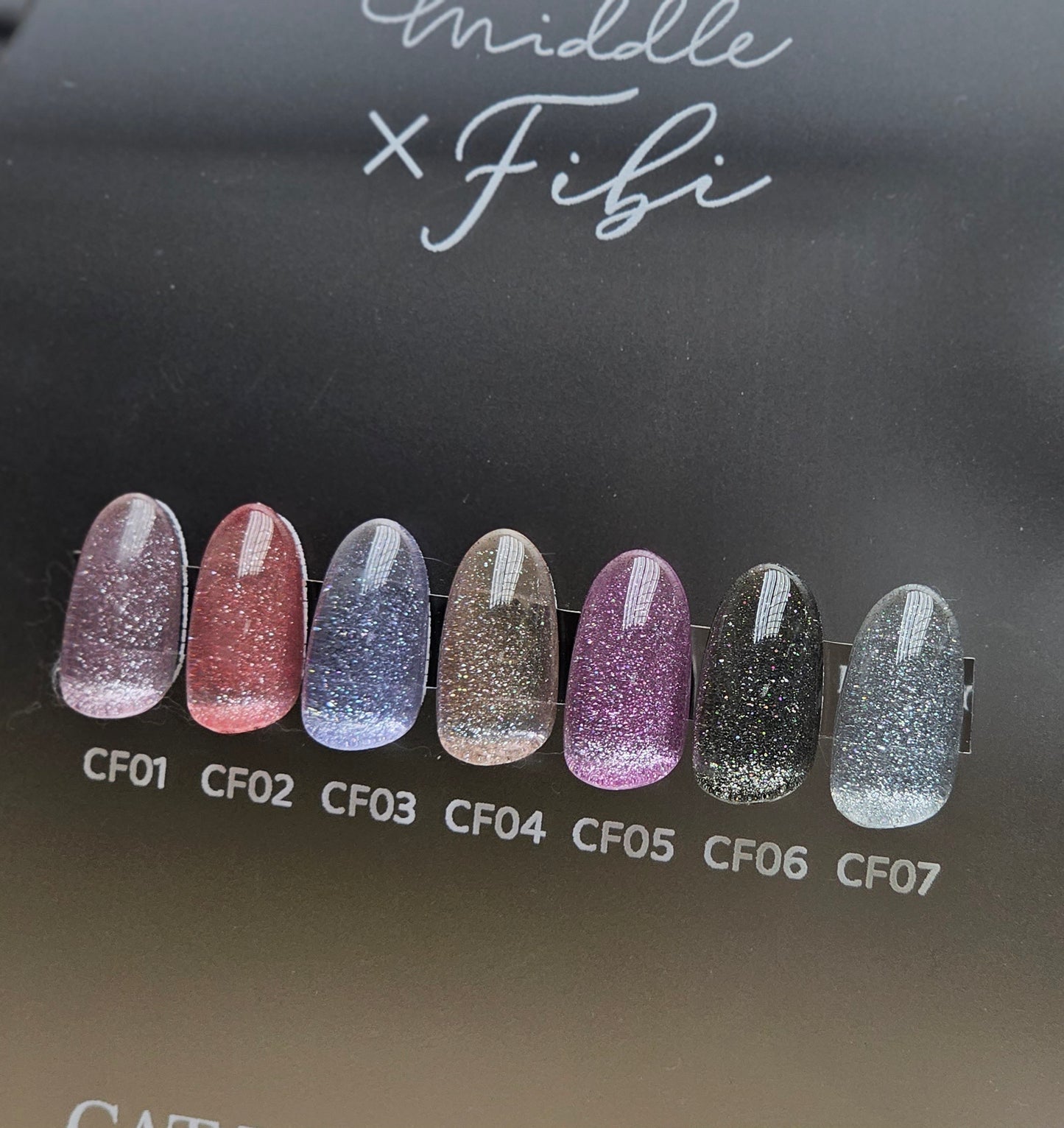 MIDDLE BY RUYIYA × FIBI - FLASH GLITTER CAT EYE SET