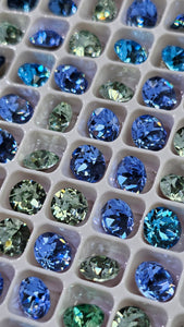 DAZZLING SHINE! ASSORTED 6MM CRYSTAL CHATONS (SWAROVSKI GRADE)