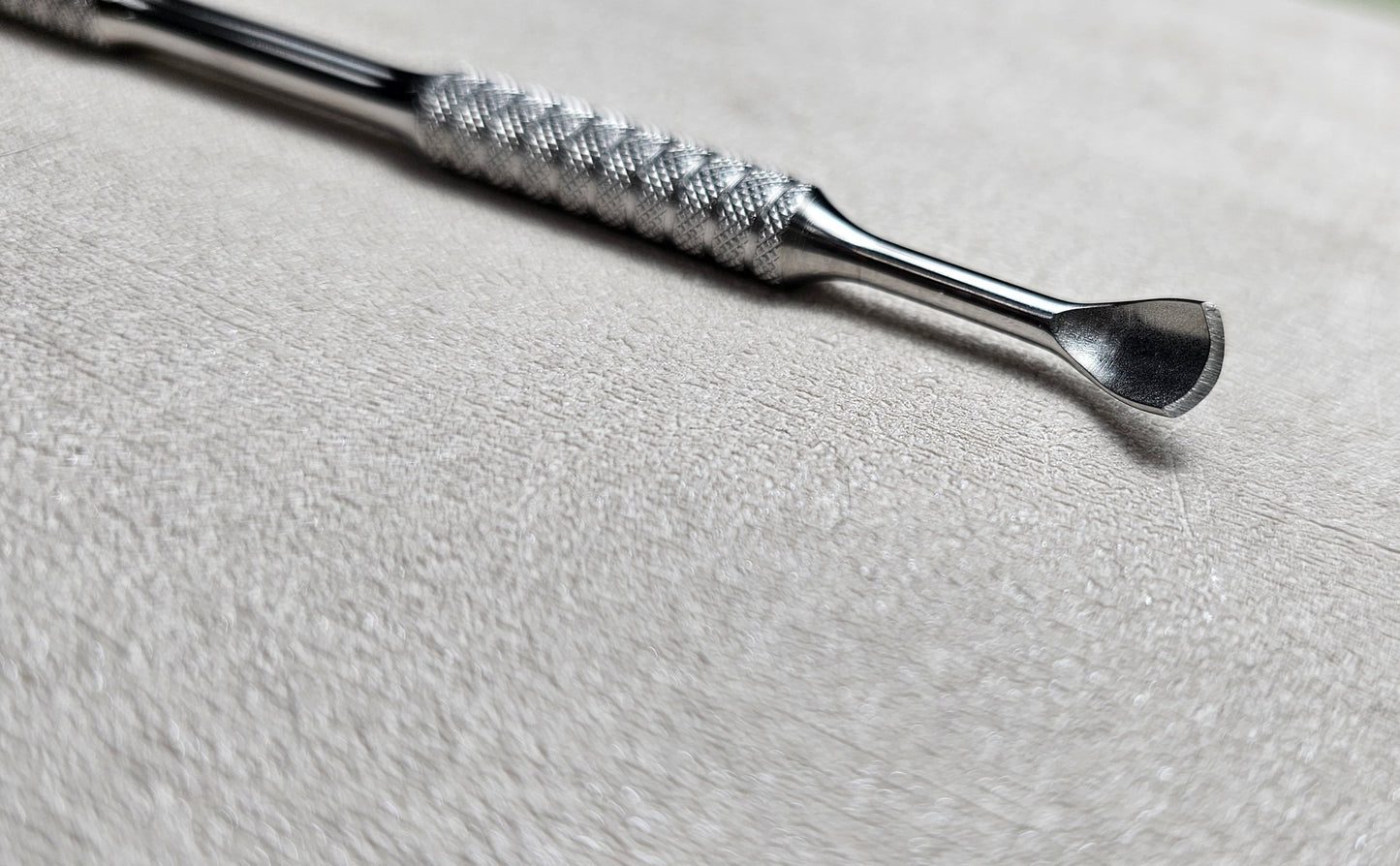 LUMINE CUTICLE PUSHER