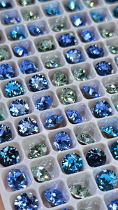 DAZZLING SHINE! ASSORTED 6MM CRYSTAL CHATONS (SWAROVSKI GRADE)