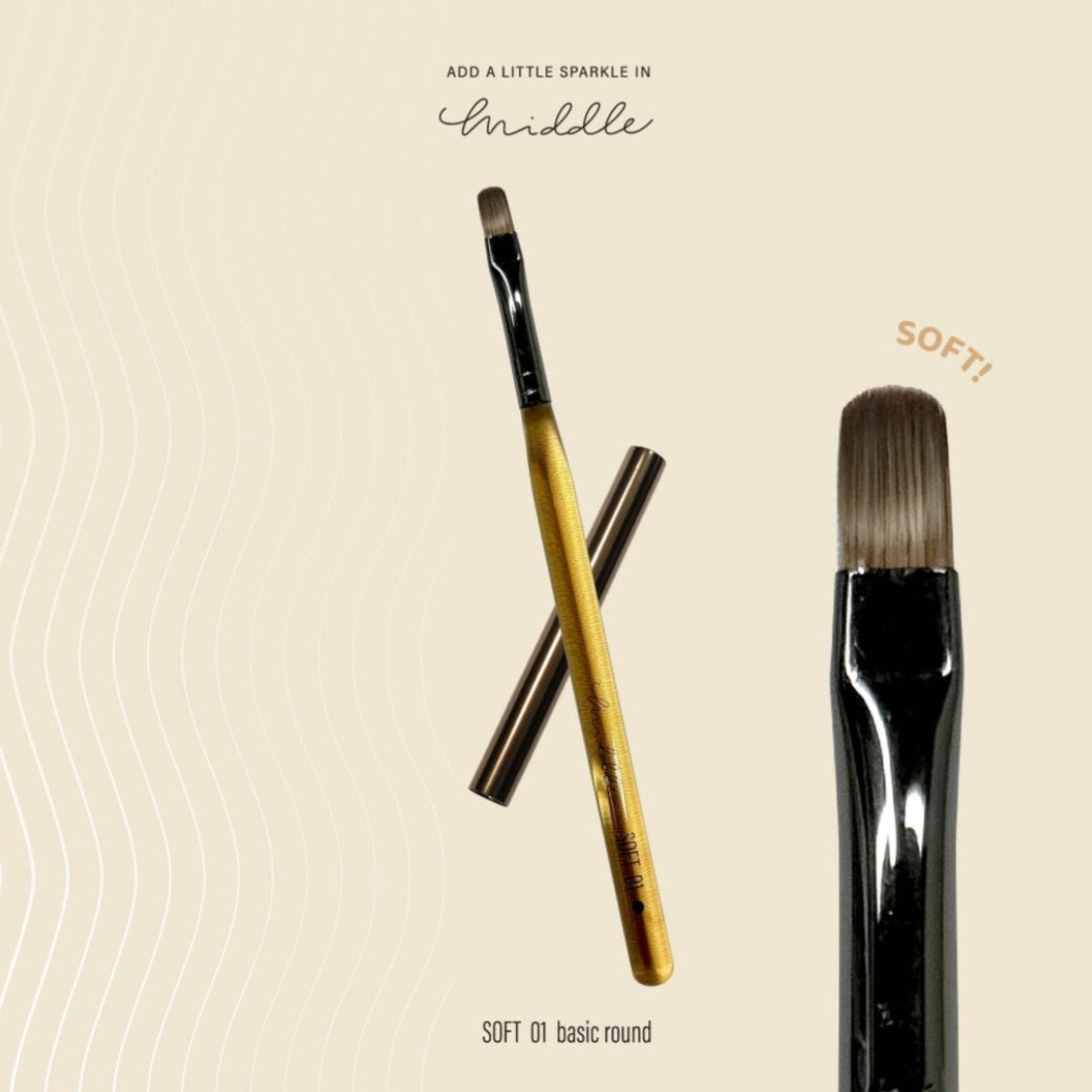 MIDDLE BY RUYIYA NAIL BRUSH - CRYSTAL HANDLE SERIES (SOFT)