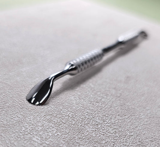 LUMINE CUTICLE PUSHER