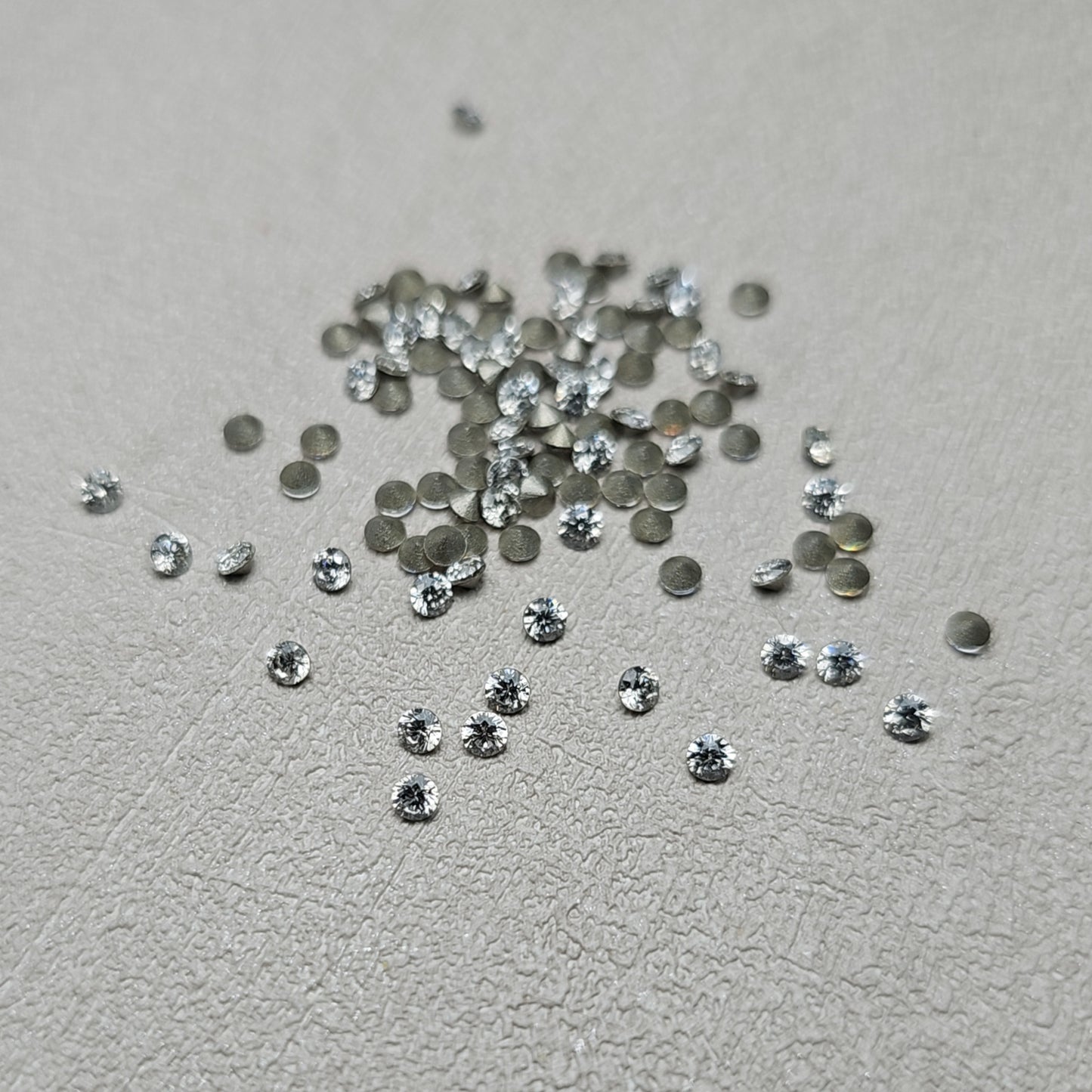 DAZZLING SHINE! CUBIC ZIRCONIA CHATONS (6 SIZES AVAIL)