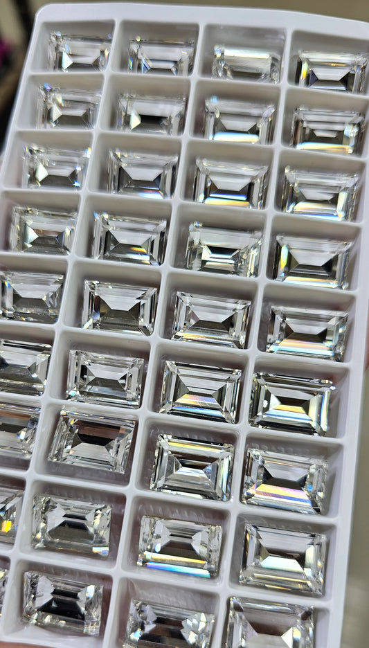 DAZZLING SHINE! CUBIC ZIRCONIA RECTANGLE STEP CUT FANCY SHAPE CHATONS