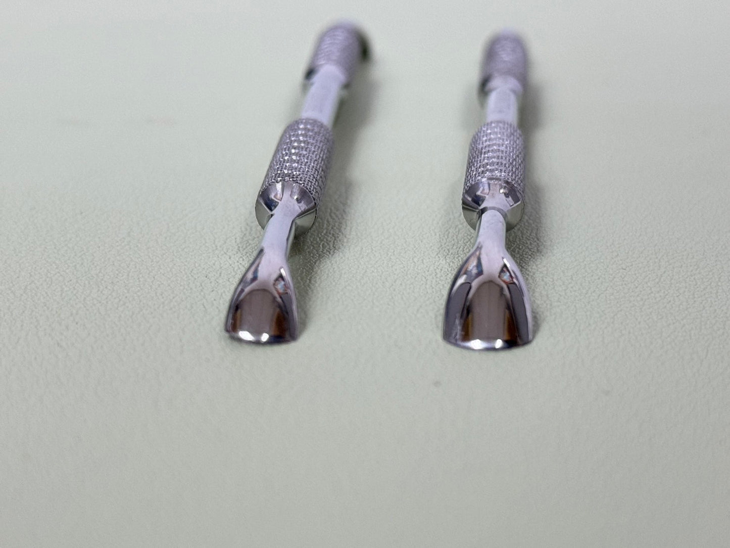 LUMINE CUTICLE PUSHER