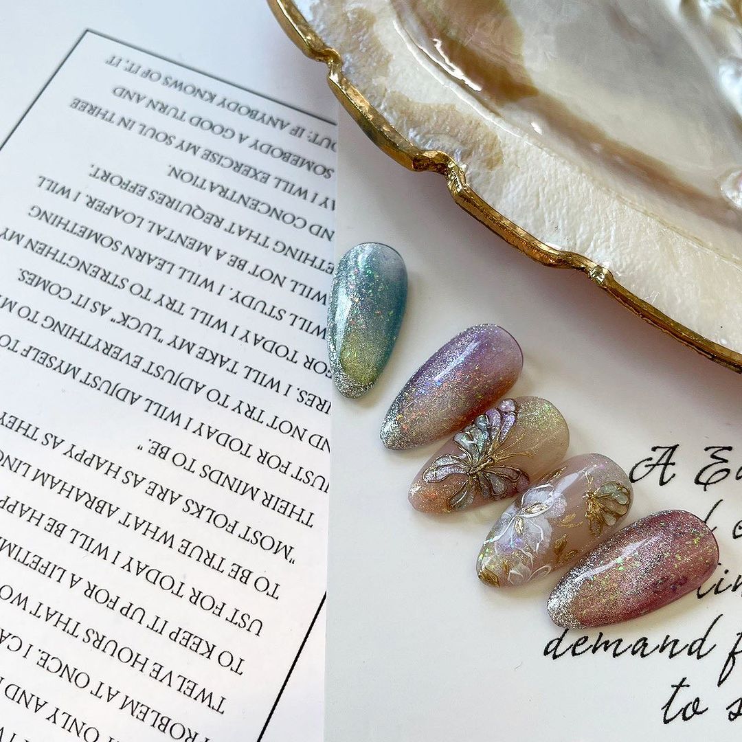 MIDDLE BY RUYIYA - LUXURY GLACIER CAT EYE GEL SET