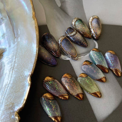 MIDDLE BY RUYIYA - LUXURY GLACIER CAT EYE GEL SET