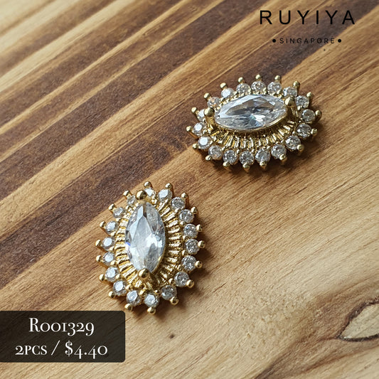 GOLD BRILLIANT HORSE EYE CRYSTAL CHARM R001329