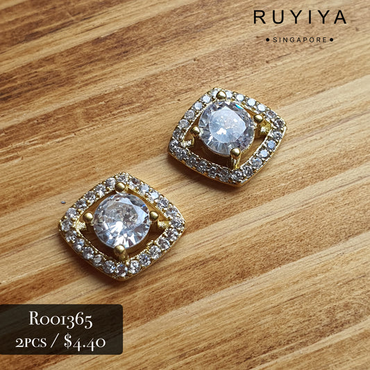 GOLD BRILLIANT FRAMED CRYSTAL CHARM R001365