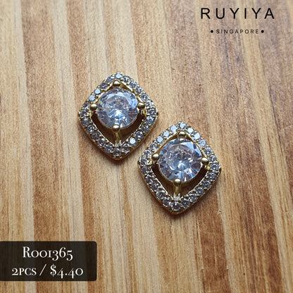 GOLD BRILLIANT FRAMED CRYSTAL CHARM R001365