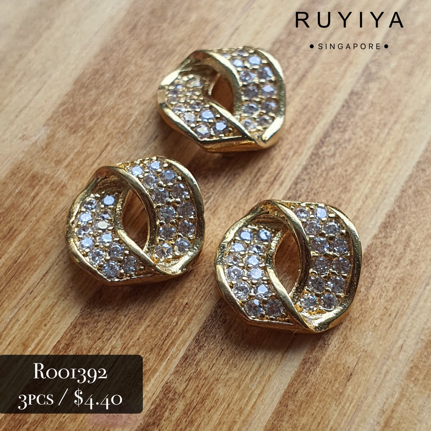 GOLD INFINITY LOOP CRYSTAL CHARM R001392