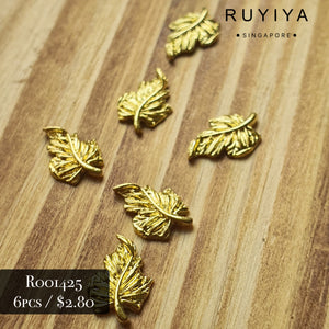 GOLD BIG LEAF CHARM R001425