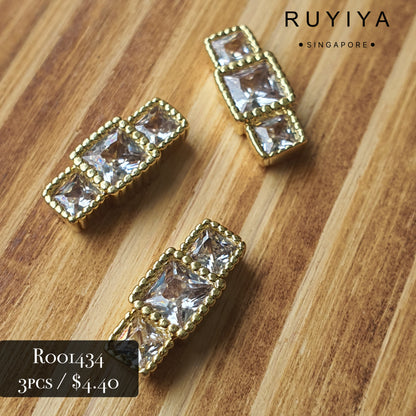 GOLD BRILLIANT BELT BUCKLE CHARM R001434