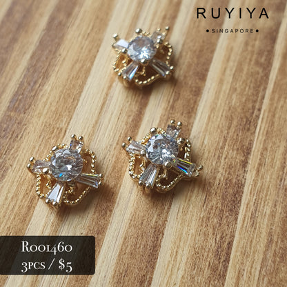 GOLD SOVEREIGN CRYSTAL CHARM R001460