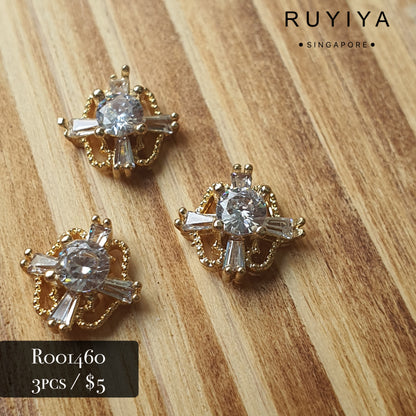 GOLD SOVEREIGN CRYSTAL CHARM R001460