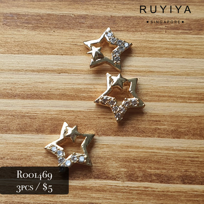 GOLD A-STAR CRYSTAL CHARM R001469