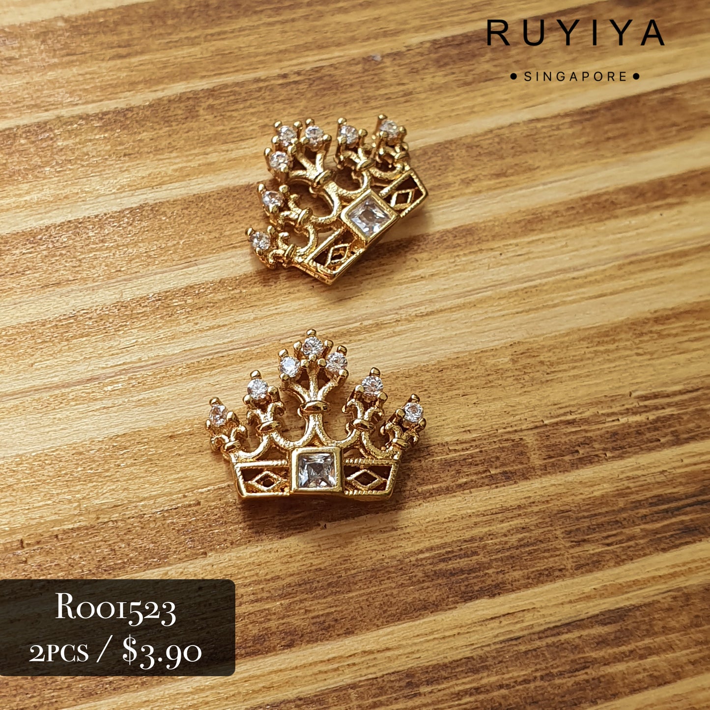 GOLD CORONET CRYSTAL CHARM R001523