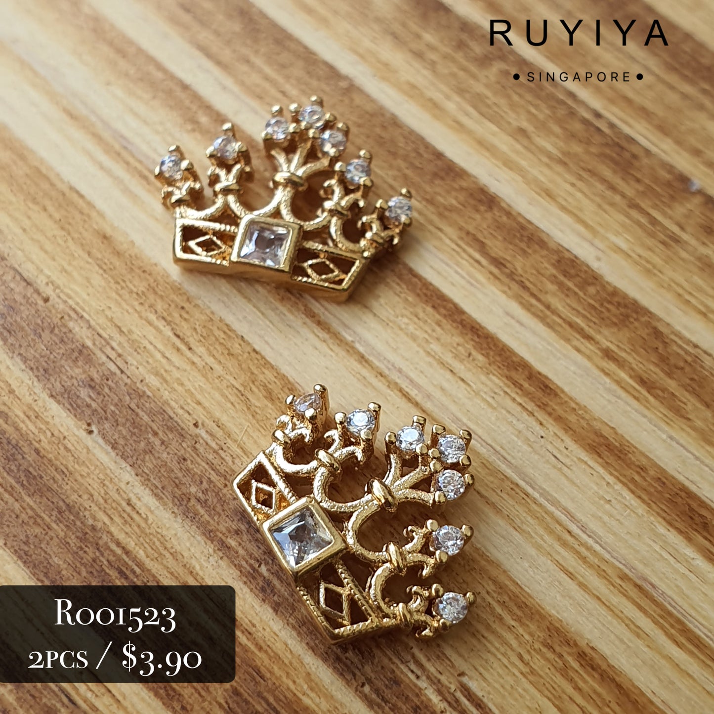 GOLD CORONET CRYSTAL CHARM R001523