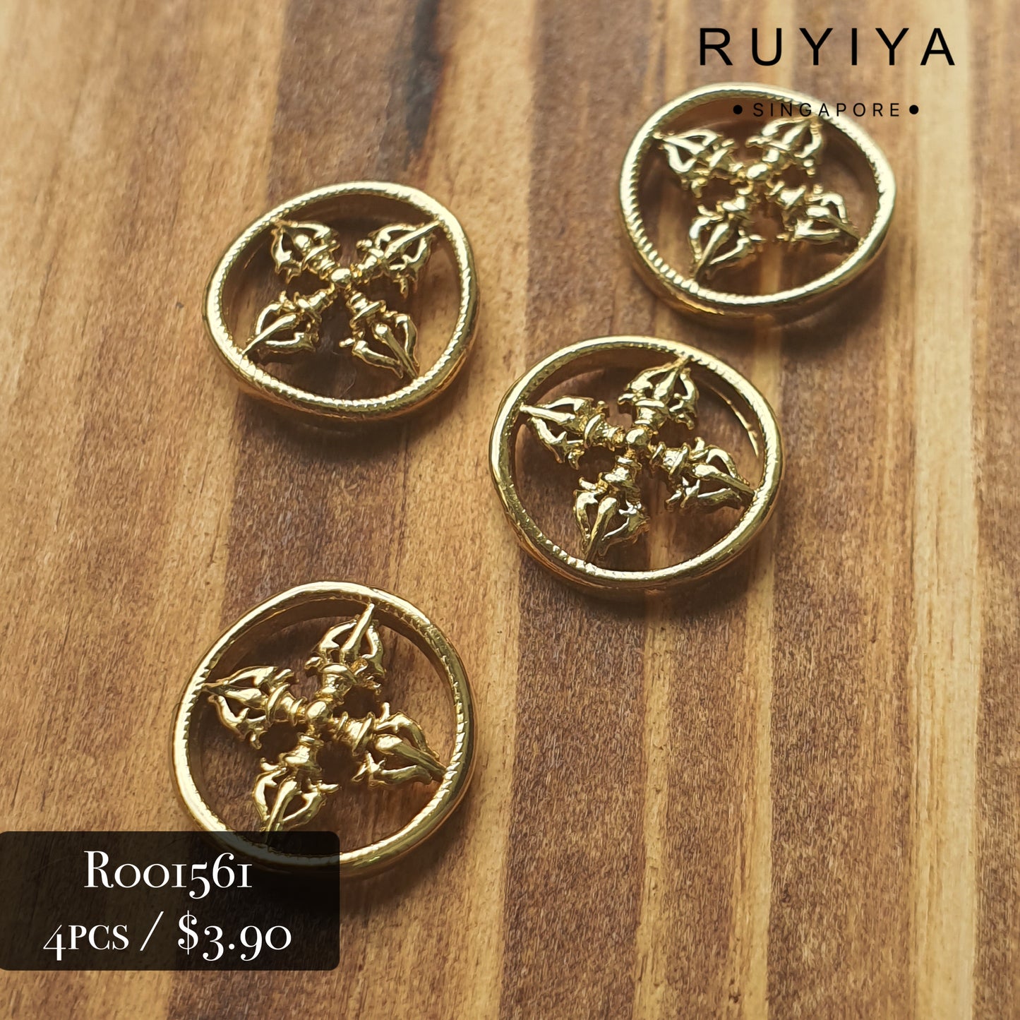 GOLD PENTACLE CHARM R001561