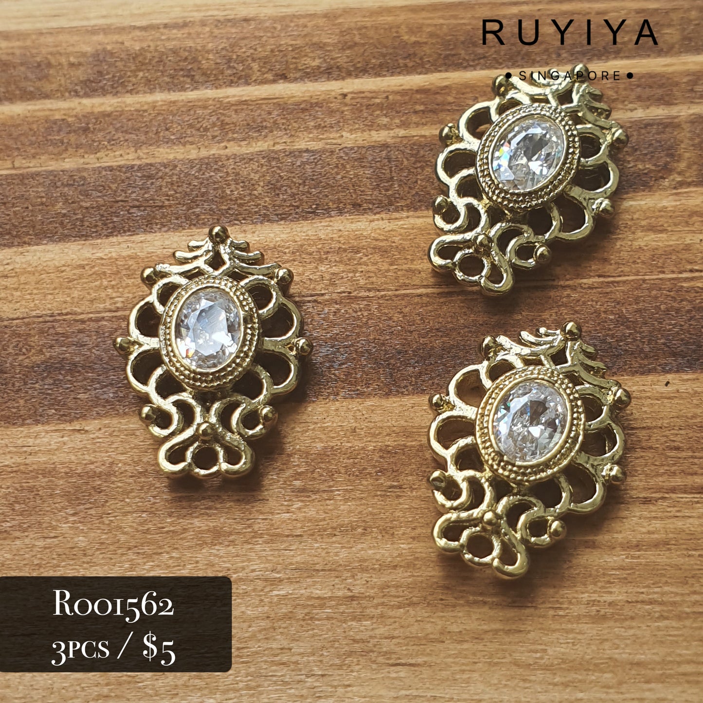 GOLD BAROQUE MIRROR CRYSTAL CHARM R001562