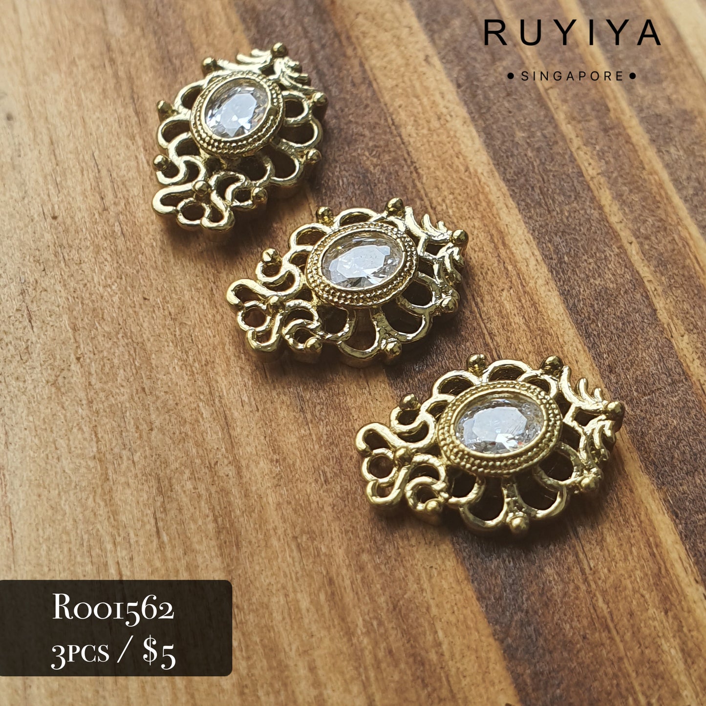 GOLD BAROQUE MIRROR CRYSTAL CHARM R001562