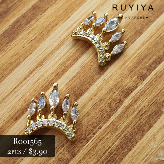 GOLD CRYSTAL CHOKER CHARM R001565