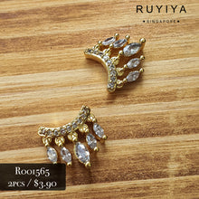 Load image into Gallery viewer, GOLD CRYSTAL CHOKER CHARM R001565
