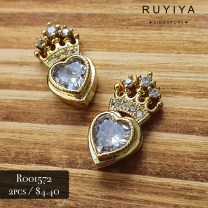 GOLD QUEEN OF HEARTS CRYSTAL CHARM R001572