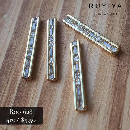 GOLD CRYSTAL ROD CHARM R001628