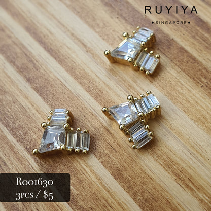 GOLD V DIAMOND CRYSTAL CHARM R001630