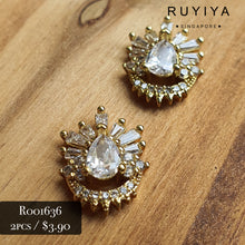 Load image into Gallery viewer, GOLD RADIANT CROWN CRYSTAL CHARM R001636
