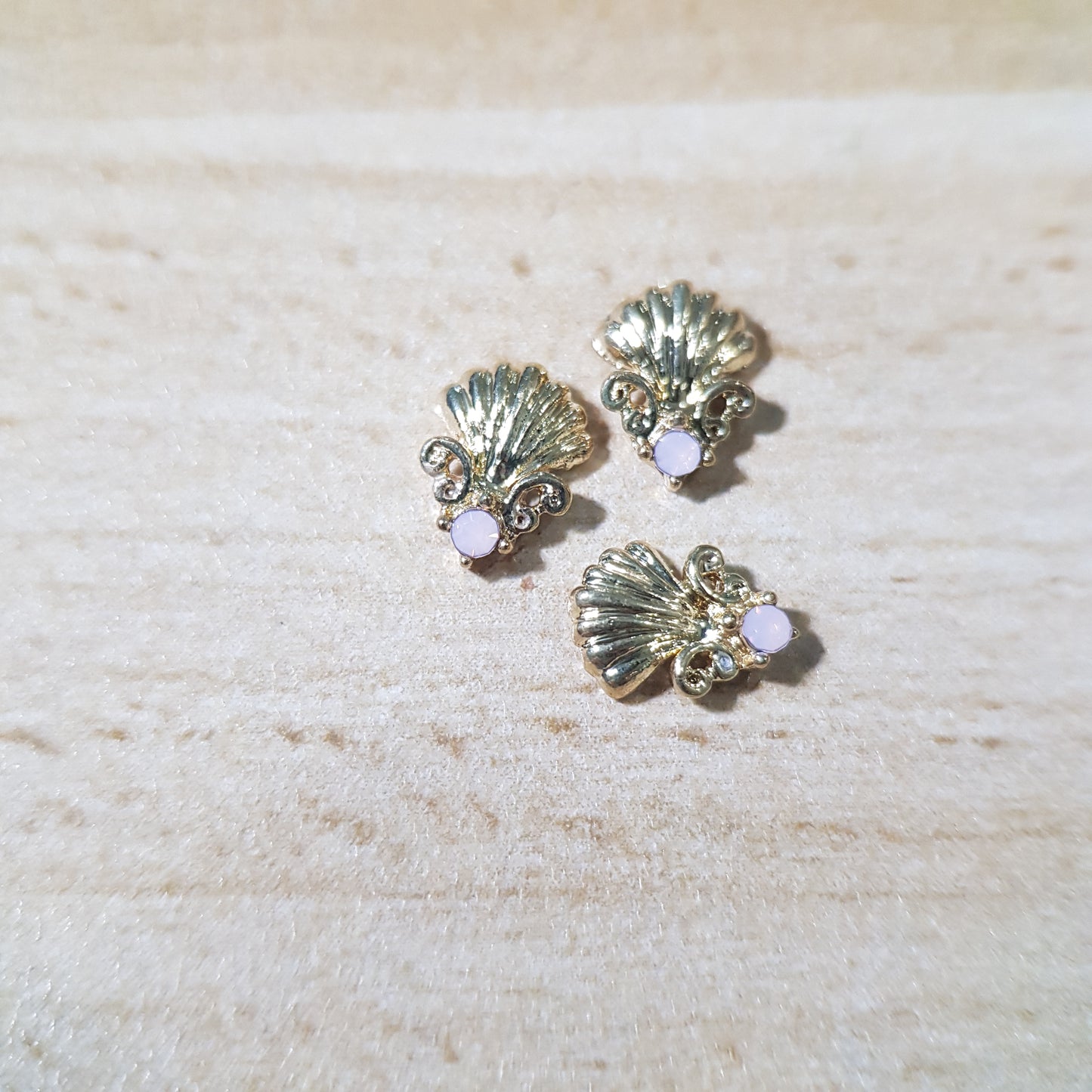 MERMAID'S SHELL PINK CRYSTAL CHARM