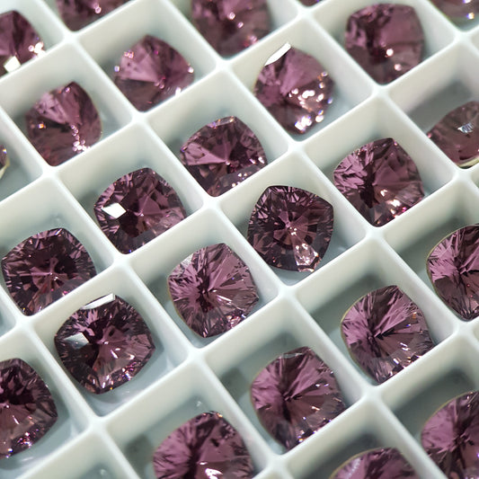 SWAROVSKI 4460 MYSTIC SQUARE IRIS